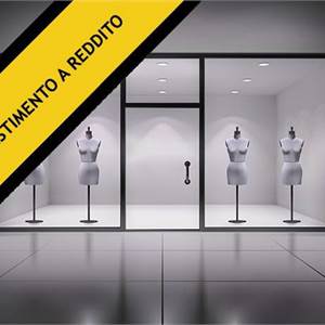 Commercial Premises / Showrooms for Sale in Pesaro