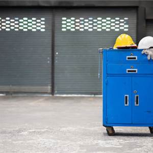 Magazzino In Vendita a Pesaro