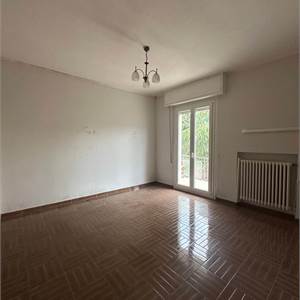 4 o più locali In Vendita a Pesaro