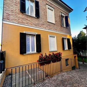 Terraced house for Sale in Pesaro