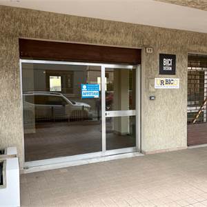 Negozio In Affitto a Pesaro